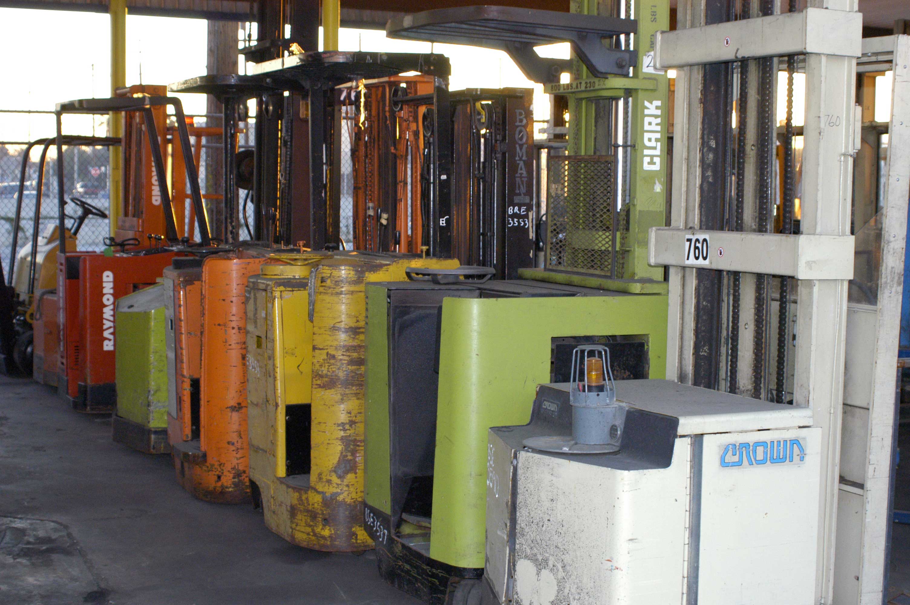 Click here for forklift rental,forklift training,used forklifts,forklift repair,forklift parts and pallet jacks