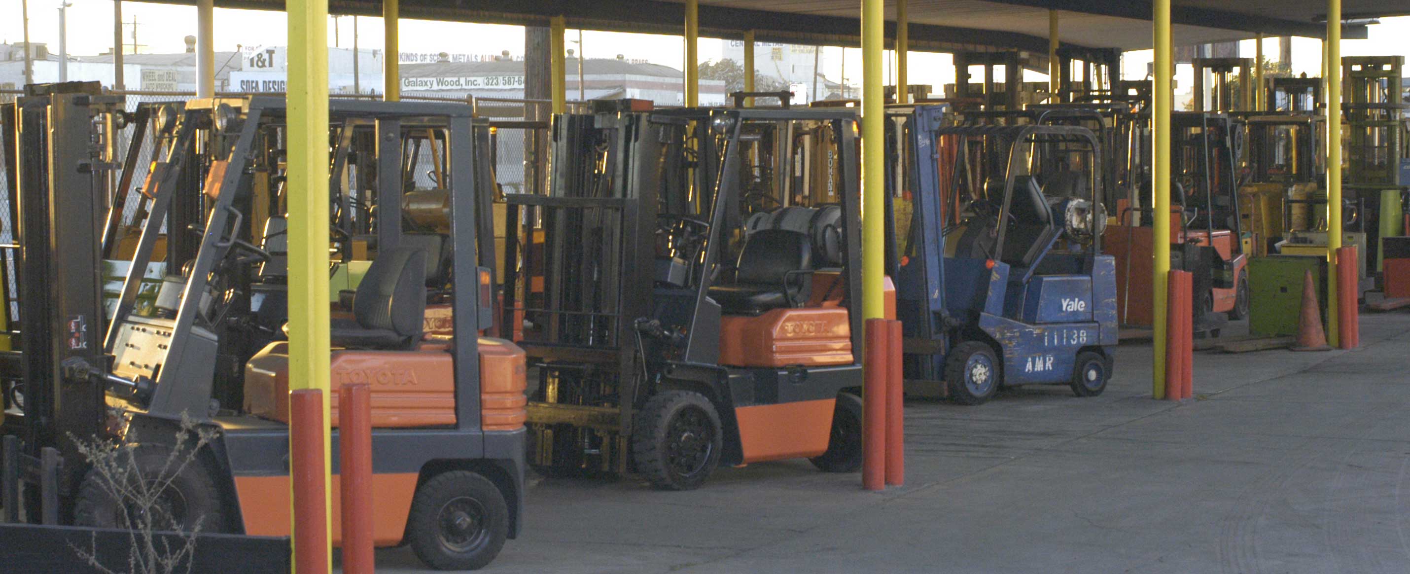 Click here for used forklifts,forklift repair,forklift parts,pallet jacks,forklift trucks and forklift rentals